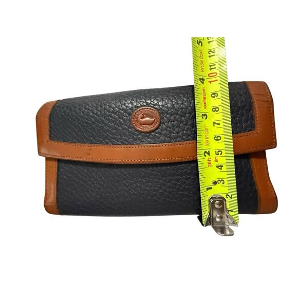 Vintage Dooney & Bourke All Weather Leather Wallet Navy Tan Trim Kiss Lock READ - Picture 10 of 11